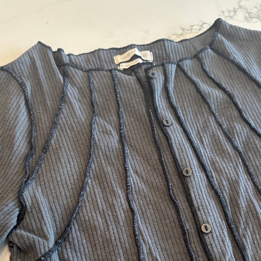 Urban Outfitters Gray Ribbed Top - Picture 5 of 7